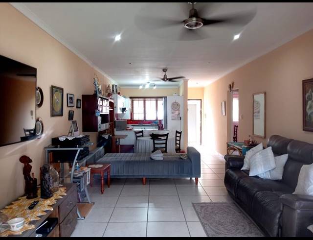 2 BEDROOM APARTMENT FOR SALE IN SCOTTBURGH